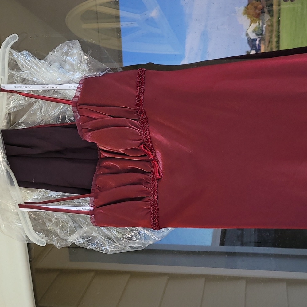 David's Bridal, bride's maid dress, burgundy color, shawl, size 4